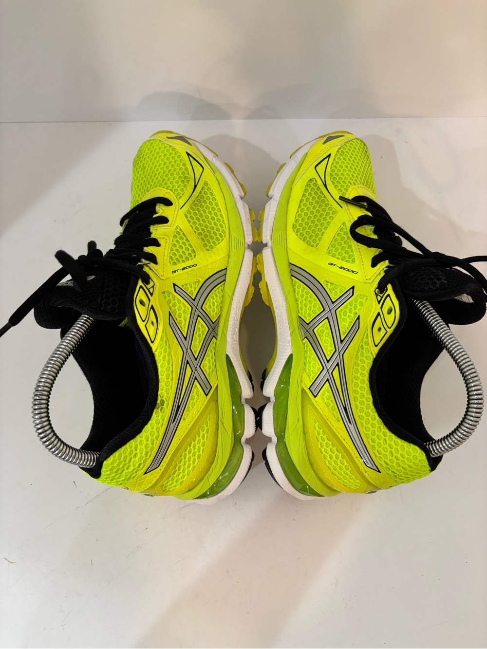 ASICS GT2000 size 8 - Picture 8 of 9